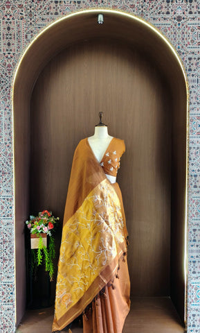 Camel Brown